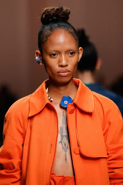 Look 53